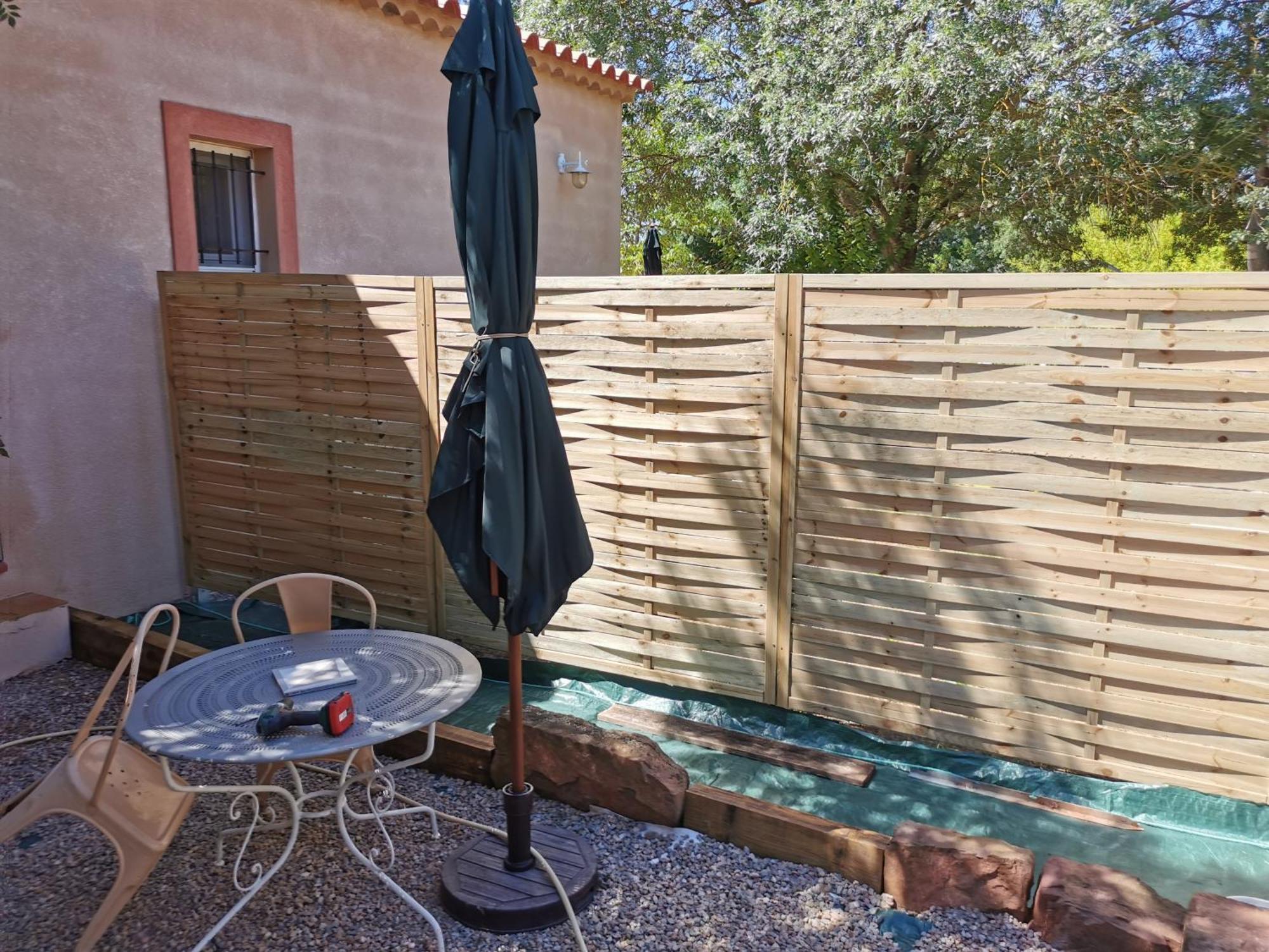 Studio De Charme En Provence, Piscine Et Jacuzzi Partages Le Luc Exterior photo
